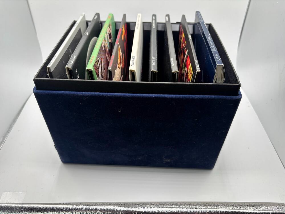 Queen The Crown Jewels 8 CD Box Set Rock Blue Velvet Hollywood Records 1998